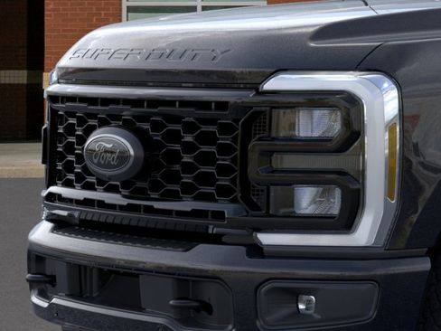 New 2026 Ford F250 Lariat w/ Tremor Off-Road Package image 17