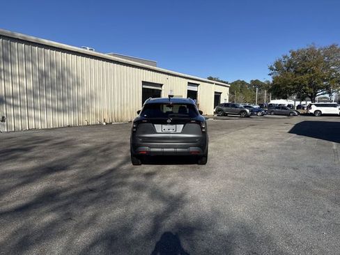 New 2026 Nissan Kicks SV w/ SV Premium Package FWD image 6