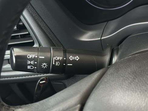 Used 2022 Honda HR-V Sport image 13