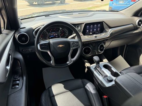 Used 2021 Chevrolet Blazer LT AWD/4WD image 12