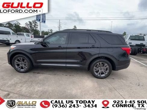 Used 2024 Ford Explorer XLT w/ Equipment Group 202A RWD image 5