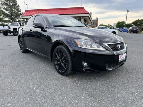 Used 2013 Lexus IS 250 AWD w/ Luxury Plus Pkg Value Edition image 3