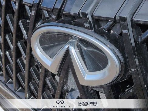 New 2026 INFINITI QX80 4WD image 9