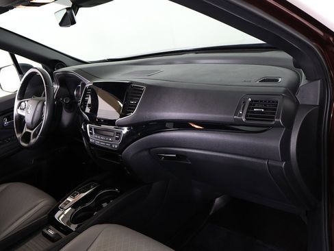 Used 2021 Honda Passport Touring image 31