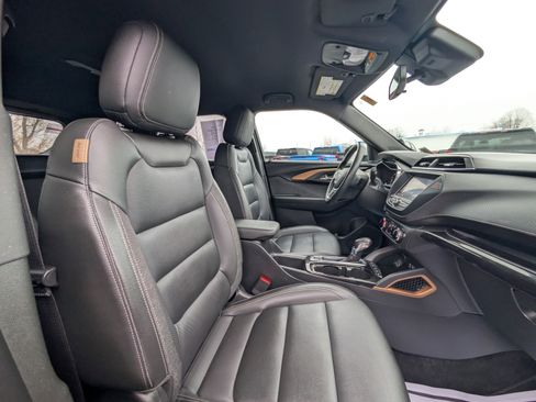 Used 2023 Chevrolet TrailBlazer ACTIV image 38