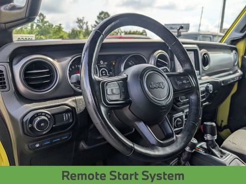 Used 2023 Jeep Wrangler Unlimited w/ Cold Weather Group AWD/4WD image 33