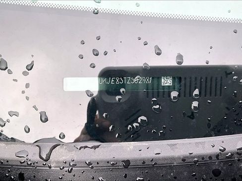 New 2026 Chevrolet Silverado 1500 High Country AWD/4WD image 8