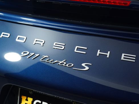 Used 2016 Porsche 911 Turbo S image 18