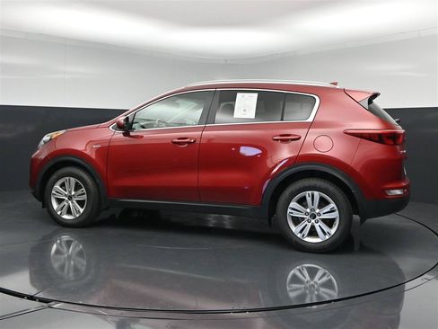 Used 2018 Kia Sportage LX w/ LX Popular Package AWD/4WD image 8