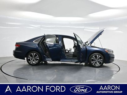 Used 2022 Volkswagen Passat 2.0T SE