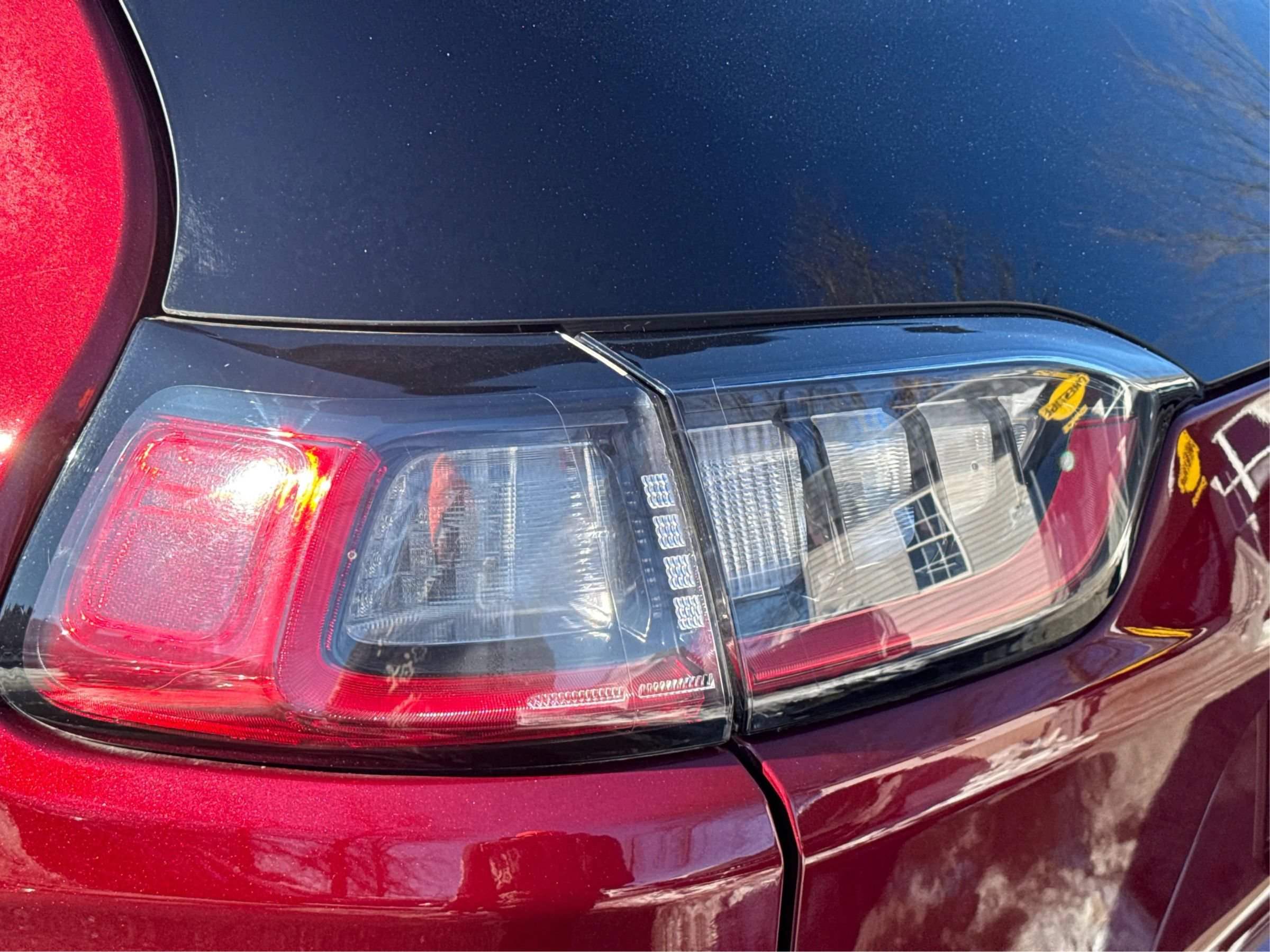 Used 2019 Jeep Cherokee Latitude Plus AWD/4WD image 24