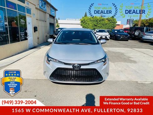 Used 2020 Toyota Corolla LE image 8