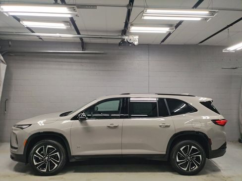 New 2026 Buick Enclave Sport Touring w/ Power Package image 18