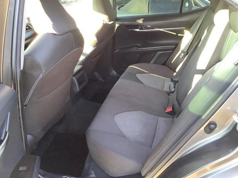 Used 2021 Toyota Camry LE image 24