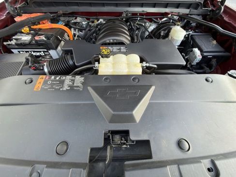 Used 2018 Chevrolet Silverado 1500 LT w/ LT Eassist Package image 32