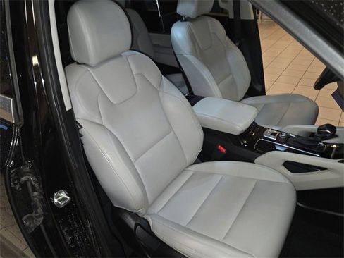 Used 2022 Kia Telluride S image 25