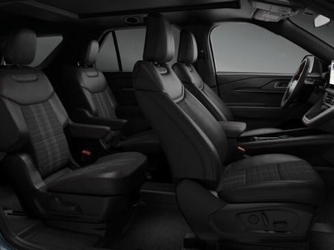 New 2026 Ford Explorer ST-Line w/ ST-Line Street Pack AWD/4WD image 40