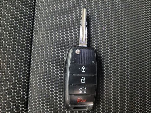 Used 2018 Kia Forte LX FWD image 32
