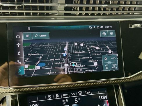 Used 2021 Audi RS Q8 image 17