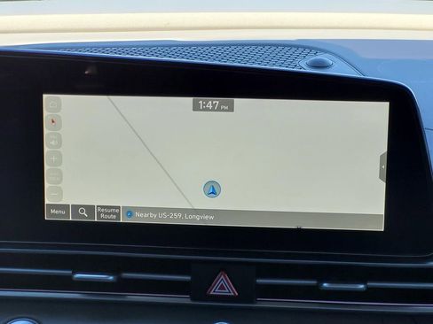 Used 2024 Hyundai Elantra SEL w/ Convenience Package image 17