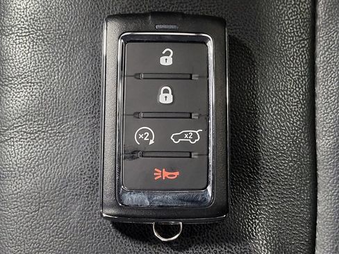 Used 2022 Jeep Grand Cherokee Limited 4xe AWD/4WD image 32