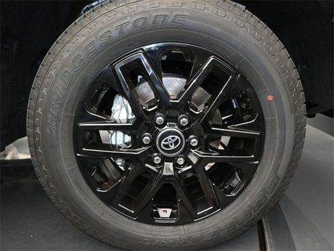 New 2026 Toyota Tundra Limited image 16