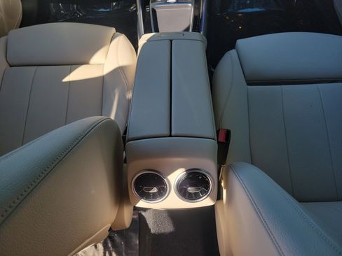 Certified 2025 Mercedes-Benz GLB 250 image 15