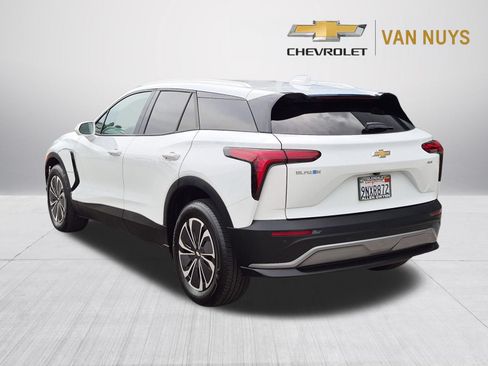 Used 2024 Chevrolet Blazer EV LT AWD/4WD image 7