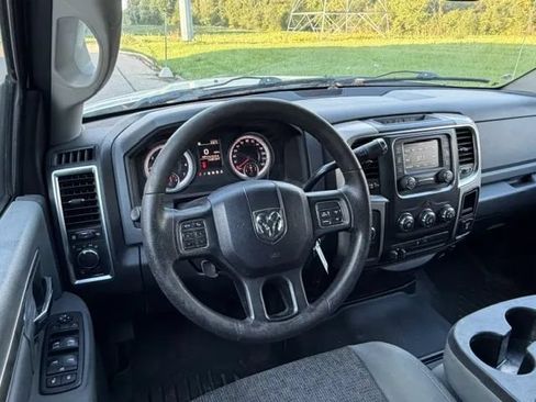 Used 2015 RAM 3500 SLT AWD/4WD image 10