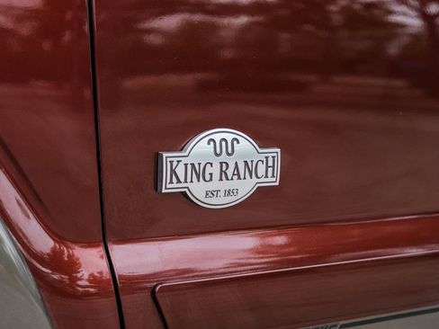 Used 2015 Ford F250 King Ranch w/ FX4 Off-Road Package image 27
