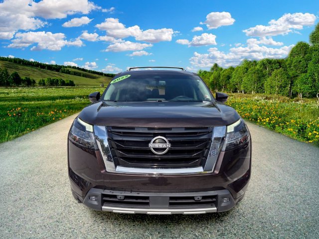 Used 2022 Nissan Pathfinder Platinum w/ Cargo Package AWD/4WD image 8