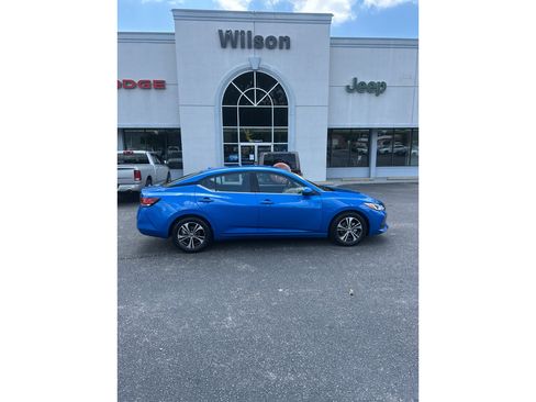 Used 2021 Nissan Sentra SV FWD image 1