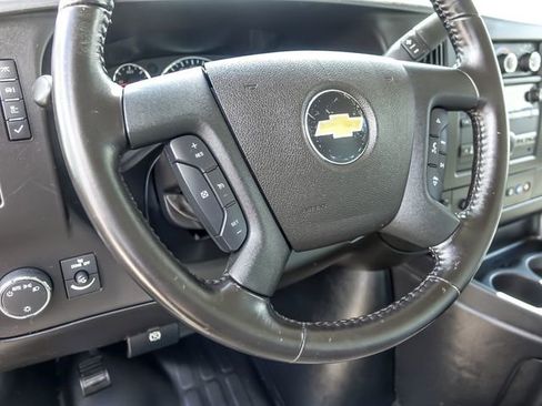Used 2022 Chevrolet Express 3500 w/ Driver Convenience Package RWD image 11