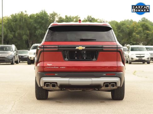 Used 2025 Chevrolet Traverse LT w/ Sun and Wheel Package AWD/4WD image 6