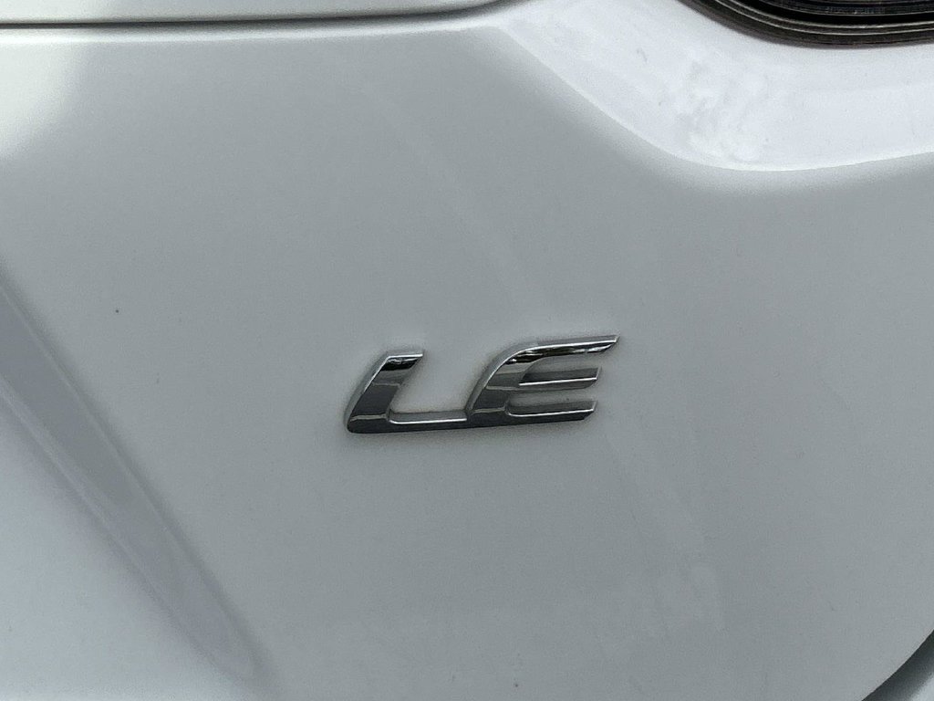 Used 2023 Toyota Corolla LE FWD image 10