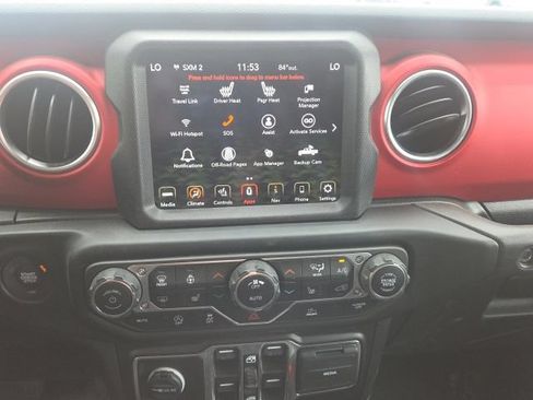 Used 2021 Jeep Gladiator Rubicon AWD/4WD image 13
