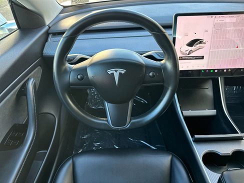 Used 2019 Tesla Model 3 Mid Range image 16