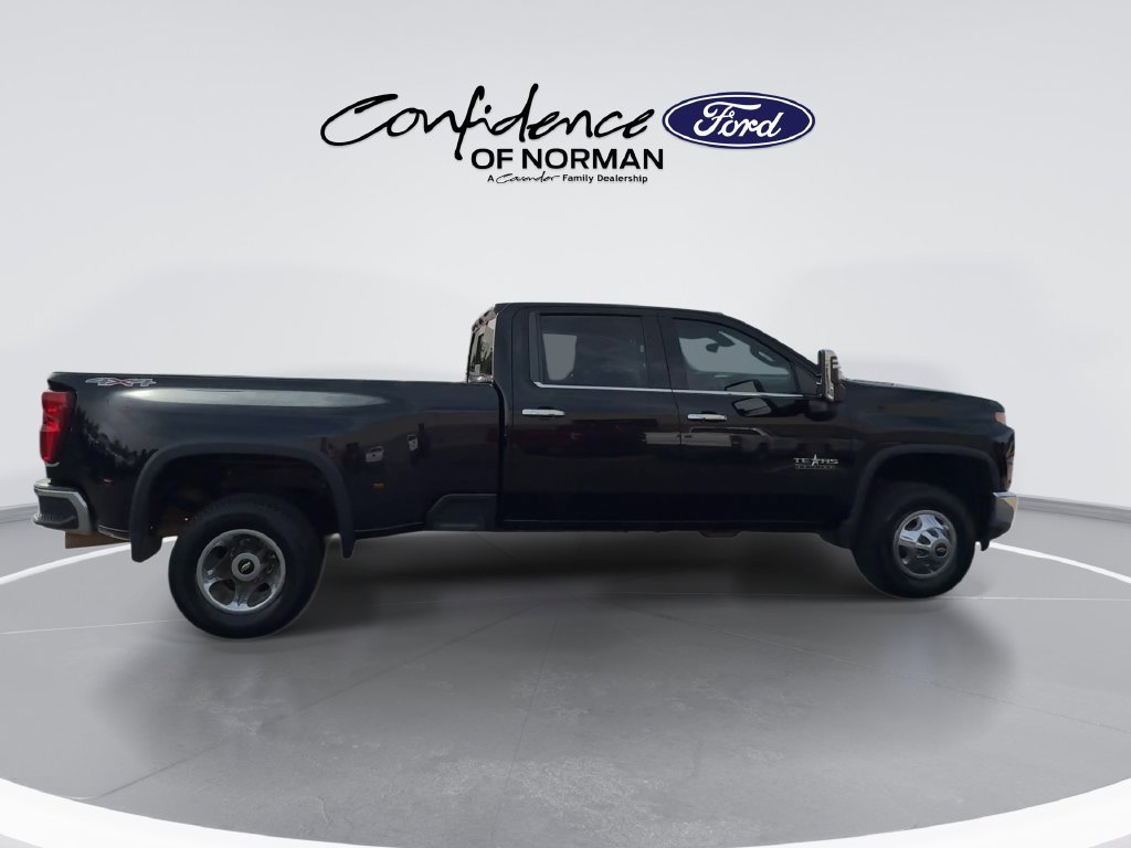 Used 2022 Chevrolet Silverado 3500 LTZ w/ LTZ Texas Edition AWD/4WD image 2