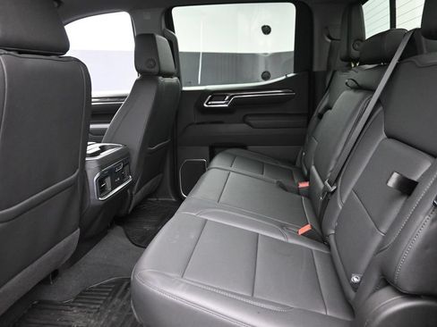 Used 2025 Chevrolet Silverado 1500 LTZ w/ Z71 Off-Road Package AWD/4WD image 12