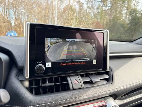 New 2025 Toyota RAV4 LE image 18