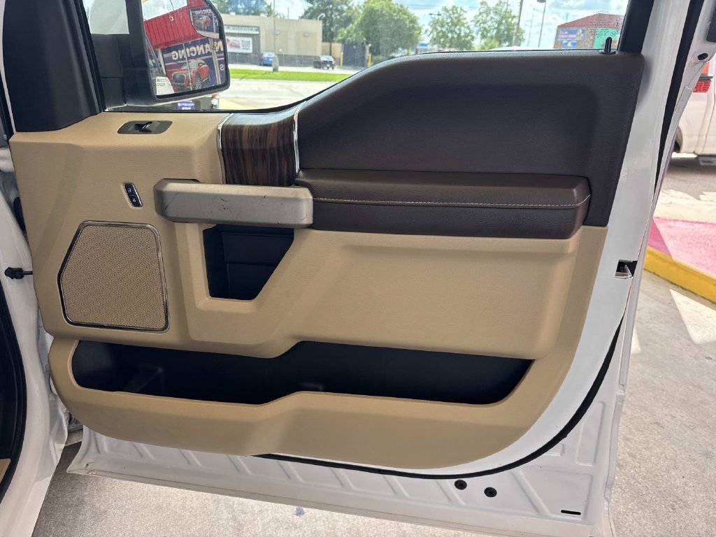 Used 2019 Ford F150 Lariat RWD image 15