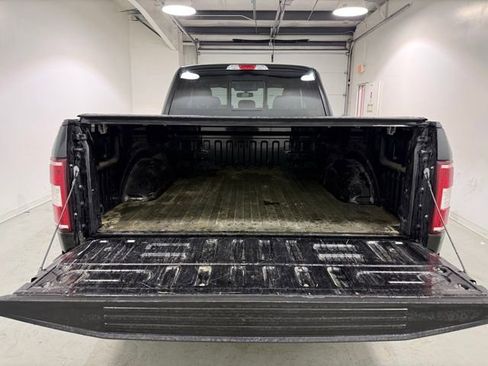 Used 2019 Ford F150 XLT w/ Equipment Group 302A Luxury AWD/4WD image 8