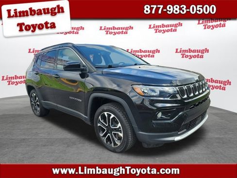Used 2023 Jeep Compass Limited image 1