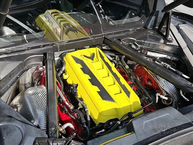 Used 2023 Chevrolet Corvette Stingray Premium Cpe w/ Z51 Performance Package RWD image 27