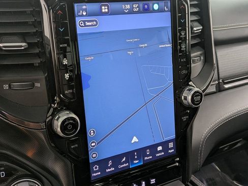 Used 2024 RAM 1500 Limited w/ Body Color Bumper Group image 12