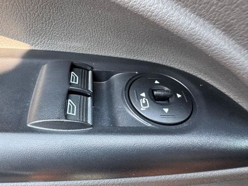 Used 2022 Ford Transit Connect XL FWD image 30