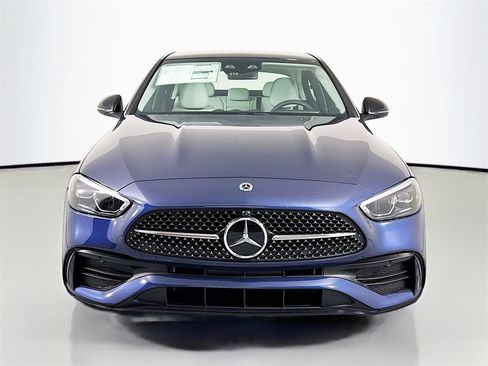 Used 2025 Mercedes-Benz C 300 4MATIC Sedan image 2