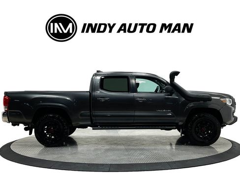 Used 2016 Toyota Tacoma SR5 w/ Towing Package RWD image 3