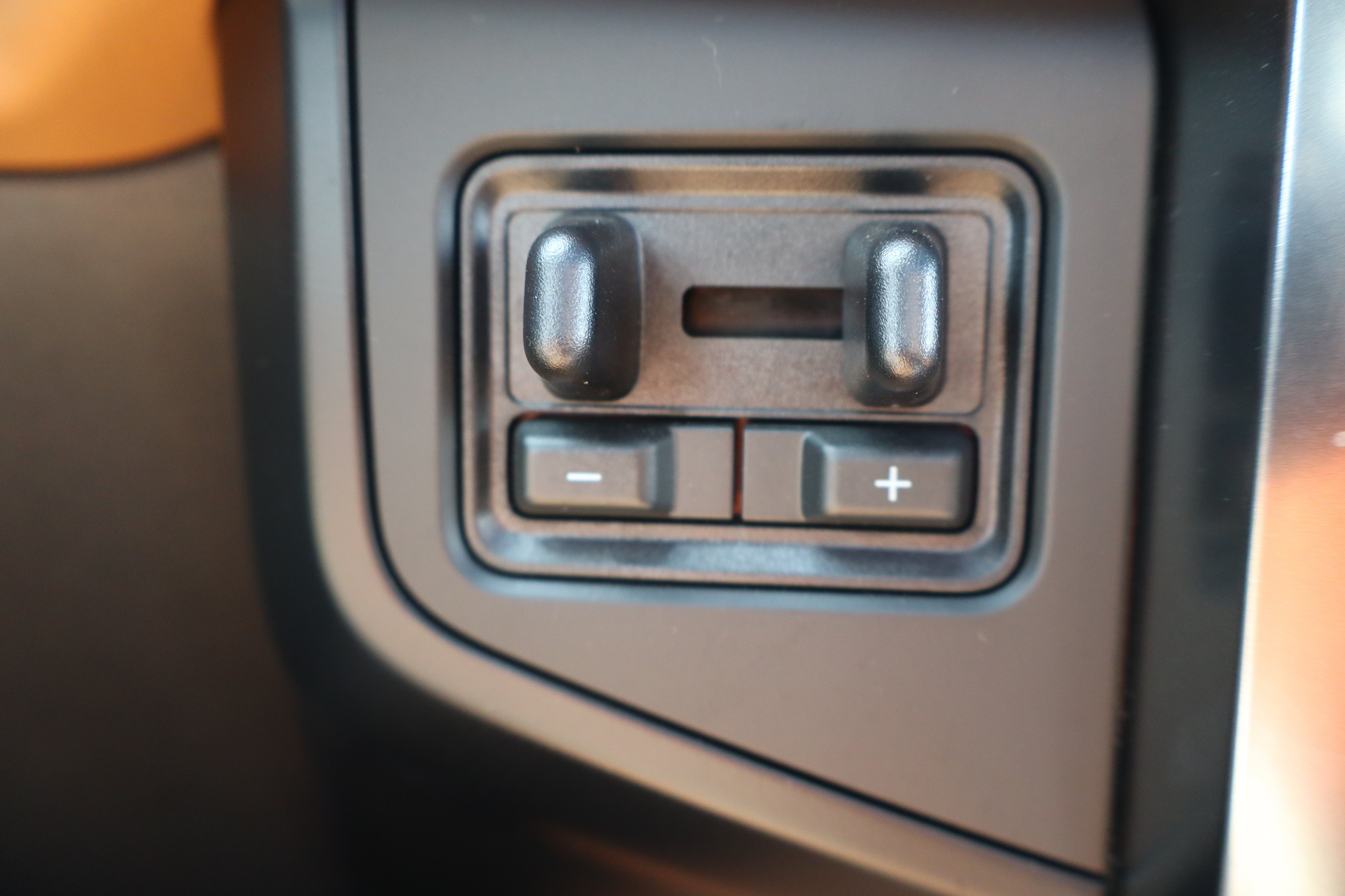 Used 2024 Ford Expedition Platinum AWD/4WD image 34