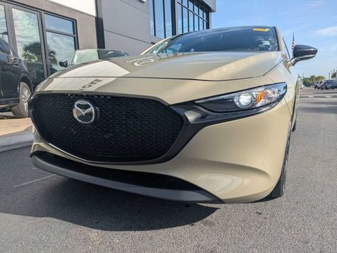 Used 2025 MAZDA MAZDA3 Carbon AWD/4WD image 6
